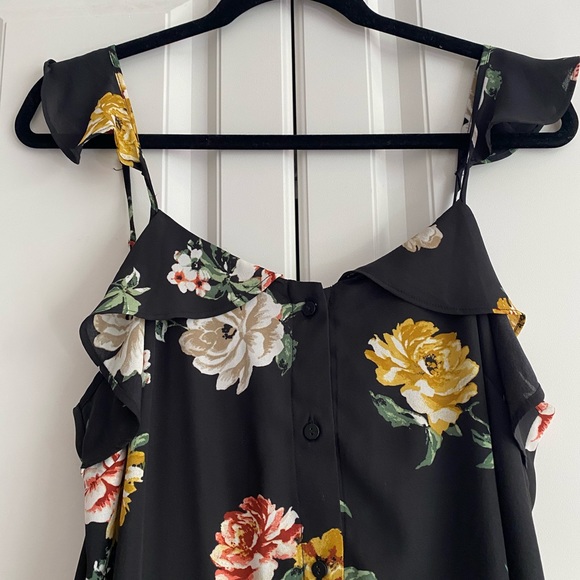 Floral Maxi Dress - Picture 9 of 10